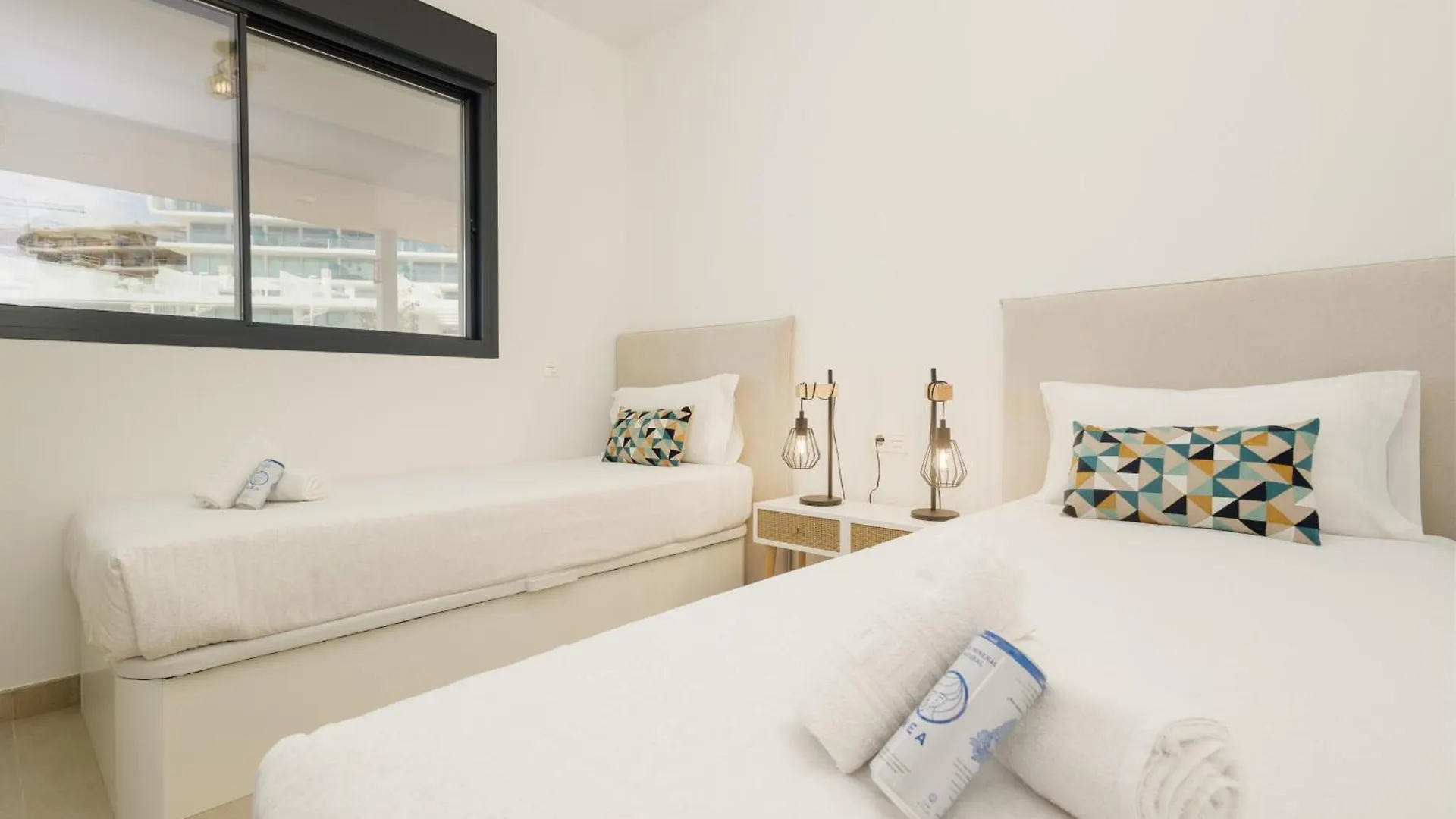 Modern Apartment, With Large Terrace And Panoramic Sea Views, In Fuengirola Malaga