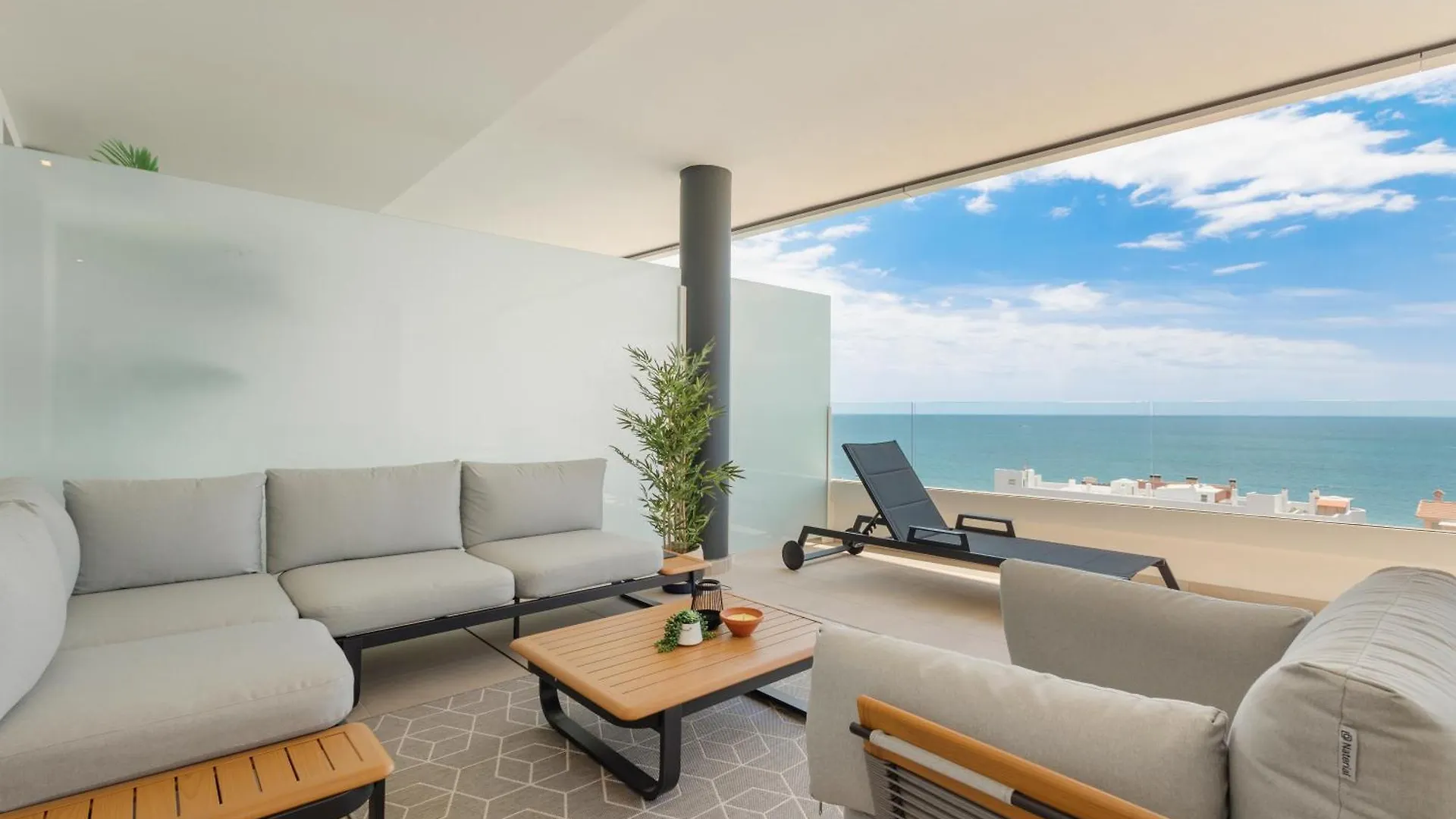 Apartment Modern Apartment, With Large Terrace And Panoramic Sea Views, In Fuengirola Malaga Spain