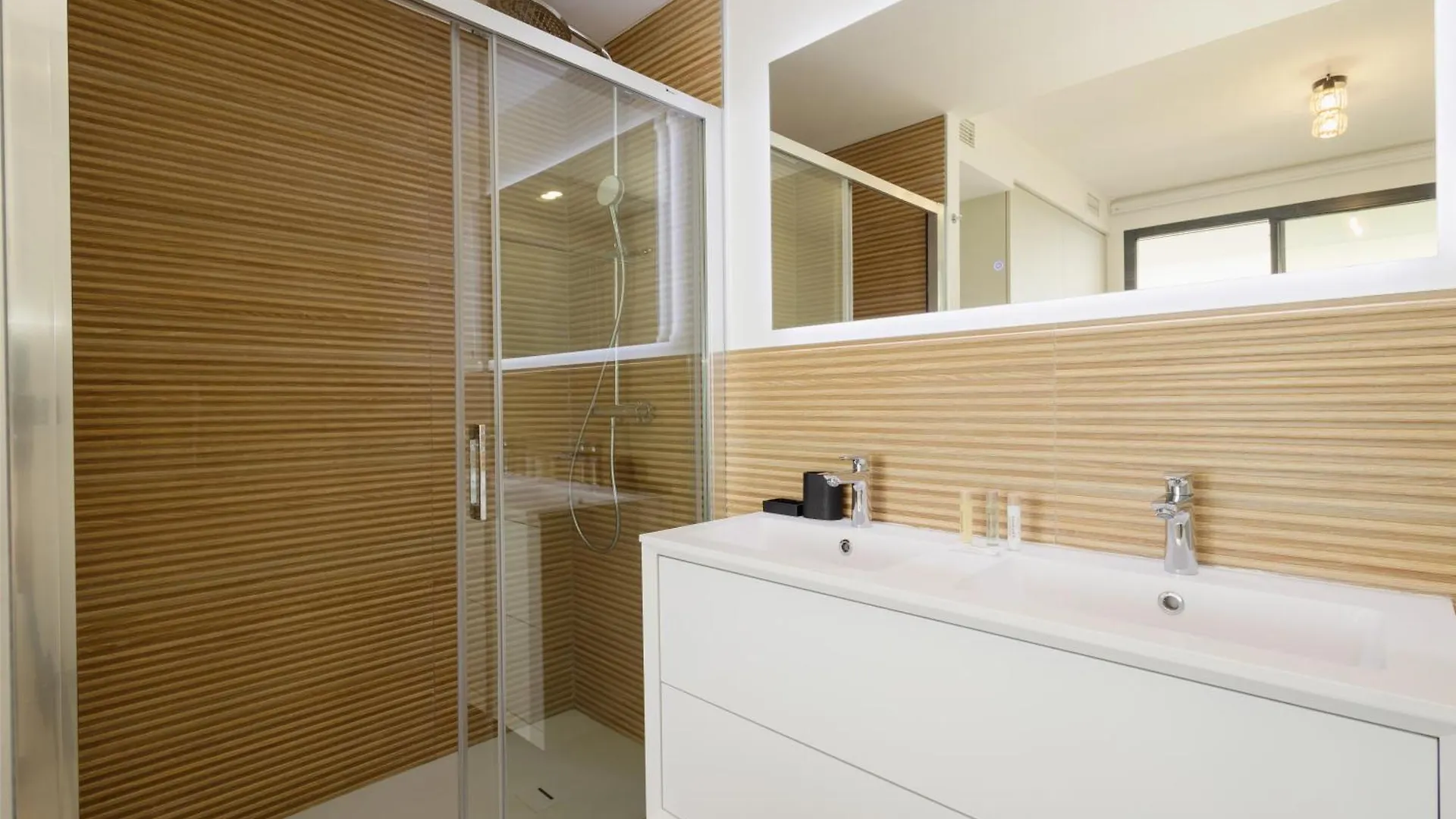 Modern Apartment, With Large Terrace And Panoramic Sea Views, In Fuengirola Malaga Apartment
